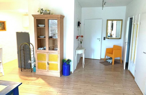 Bad Schwartau Apartment | Cozy 2 room apartment with XXL garden in the center of Bad Schwartau, close to the Baltic Sea!