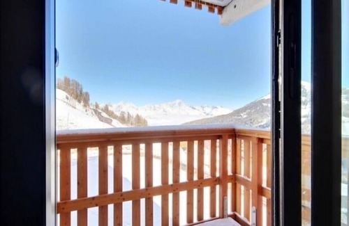 Plagne Centre Apartment | Cozy 2-room apartment with Mont-Blanc view, parking, 50m from slopes