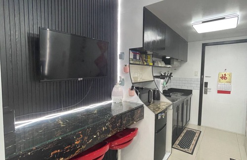 Bagong Pag-asa Condo | Cozy 2 Separate 1Bedroom Condo in Central Location in SM North EDSA Quezon City