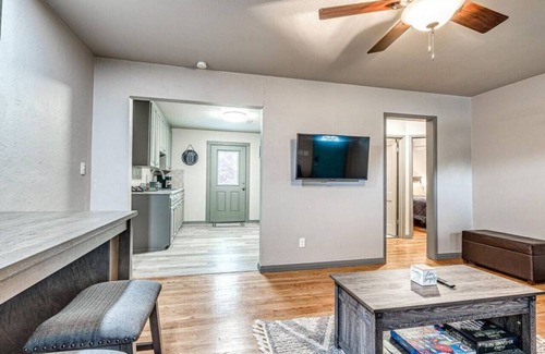 Midwest City House | Cozy 2B/1B Retreat: Heart Of MWC