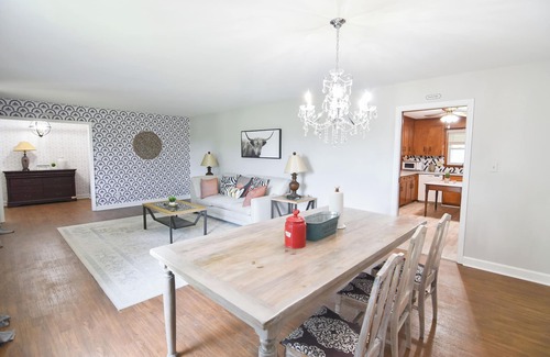 Fort Mill House | Cozy 2BR 2BA 5 min to lake 20 min to downtown CLT