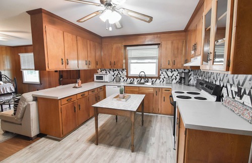 Fort Mill House | Cozy 2BR 2BA 5 min to lake 20 min to downtown CLT