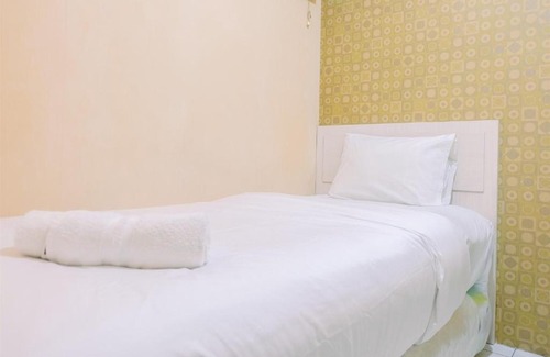 Pancoran Apartment | Cozy 2BR at Kalibata City Apartment By Travelio