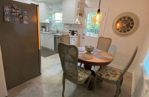 Marietta House | Cozy 2BR Near Marietta Square and Braves Stadium