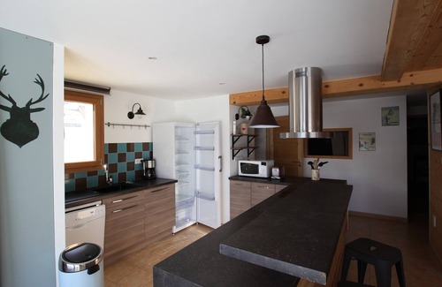 Valloire Apartment | Cozy 3* Apartment for 6, East-Facing with Terrace in Valloire, Close to Slopes and Amenities