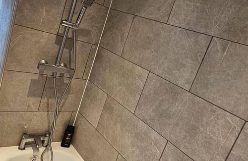 Becontree House | Cozy 3-bed House in Dagenham