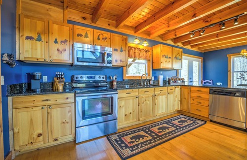 Waynesville Cabin | Cozy 3-bedroom cabin in welcoming Waynesville with WiFi, AC