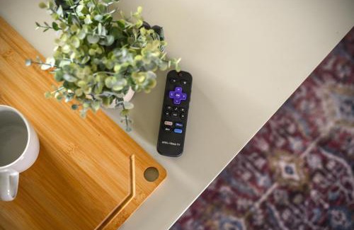 South Hills House | Cozy 3-bedroom family home - sleeps 8, great coffee