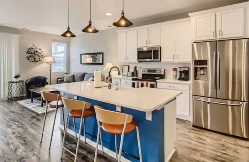 Frederick House | Cozy 3 Bedroom Home with Dedicated Workspace