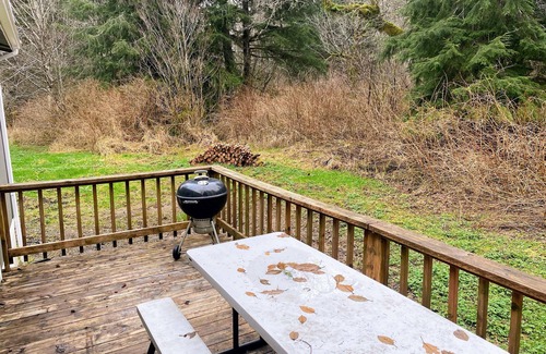 Forks House | Cozy 3-Bedroom Retreat in Forks, WA – Your Tranquil Hideaway Awaits!