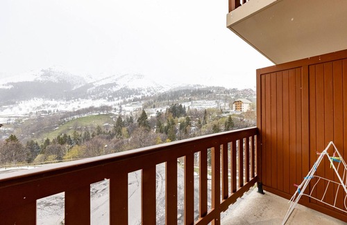 Saint-Francois-Longchamp Apartment | Cozy 36m² apartment, sleeps 6, near slopes and shops