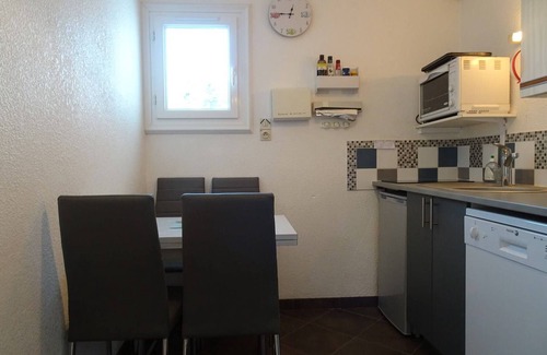La Gueriniere Apartment | Cozy 3-Room Apartment, 5 Beds, 300m from Beach in La Guérinière