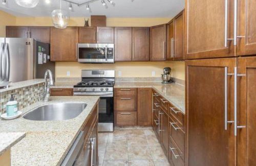 Midtown Anchorage House | Cozy 3B Retreat Central Anchorage 8Min Airport