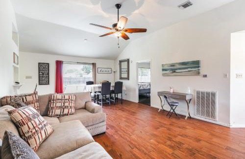 Dickinson House | Cozy 3BR Home Escape, Modern & Serene