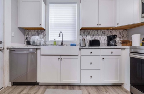 Urban Core House | Cozy 3BR Home - Jacksonville Top Attractions