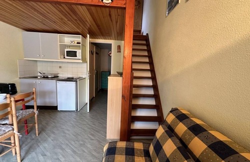 Notre-Dame-de-Monts House | Cozy 4-Person Holiday Home with Pool, Near Beach in Notre-Dame-de-Monts, France