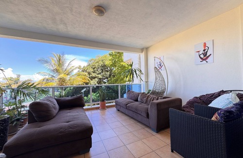 Mombasa Apartment | Cozy 5 bedroom Family Retreat in Nyali