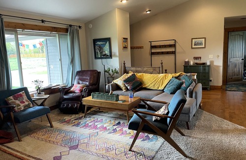 Victor House | Cozy 5 bedroom home in between Jackson Hole Mountain Resort and Grand Targhee.