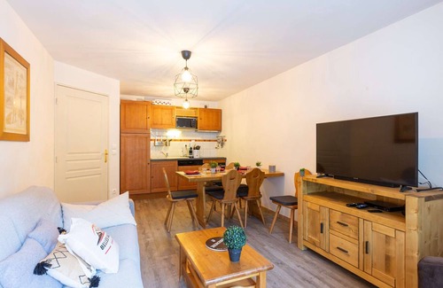 Vielle-Aure Apartment | Cozy 6-Person Apartment in Vielle Aure - Indoor Pool Access