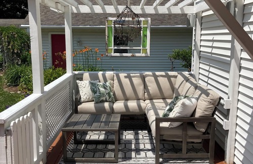 Algoma House | Cozy Algoma Retreat: Minutes to Beach & Downtown!