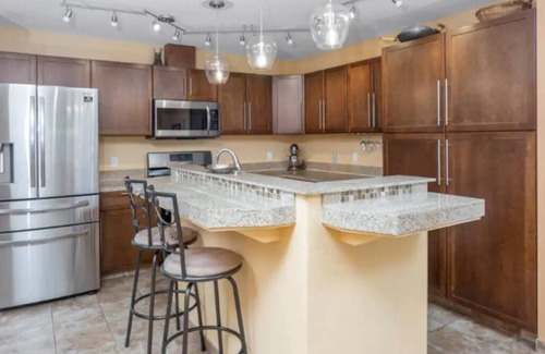 Spenard House | Cozy Anchorage Home w/Deck, Backyard Near Airport & Downtown