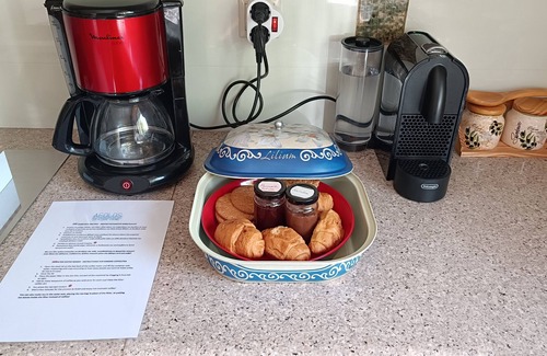 Lavreotiki Apartment | Cozy and luxury by the sea with spectacular view. Family sized with bbq and yard