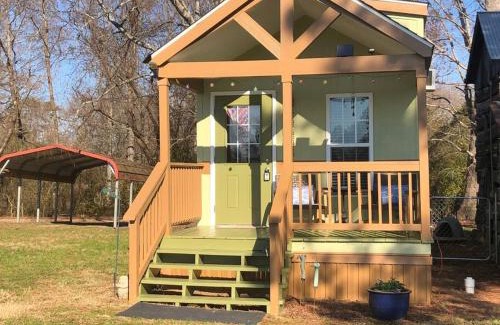 Forsyth County House | Cozy and Peaceful Tiny House on a 100-acre Farm
