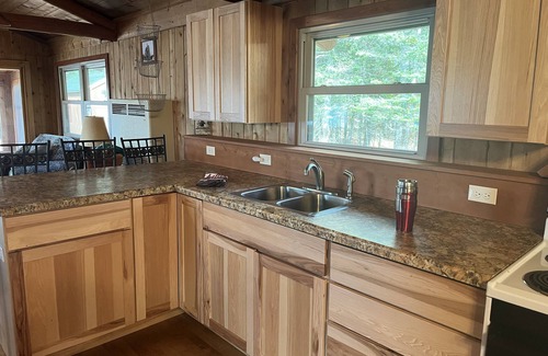 Republic Cabin | Cozy and quiet northern cabin with fabulous lake views and screen porch.