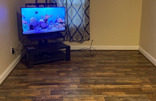 Madison Heights House | Cozy and quiet