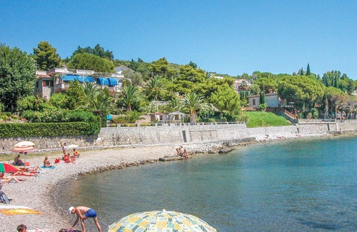 Policastro Bussentino Apartment | Cozy apartment on Campania's beautiful west coast.