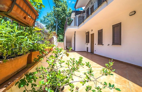 Policastro Bussentino Apartment | Cozy apartment on Campania's beautiful west coast.