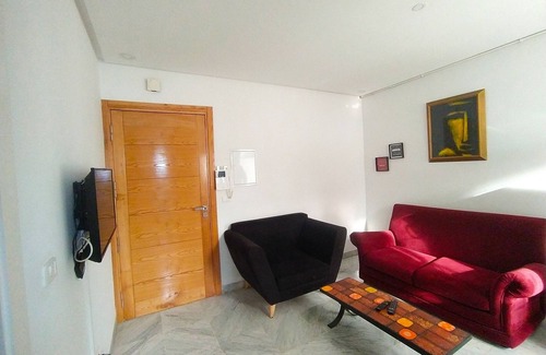 Kheredine Apartment | Cozy Apartment (1 min walk from the beach)