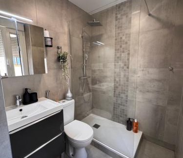 Saint-Fons Apartment | Cozy apartment 15 minutes from Lyon