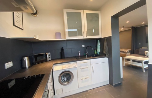 Hochheide Apartment | Cozy apartment 45 m", balcony up to 3 fitters or vacationers, fast WLAN