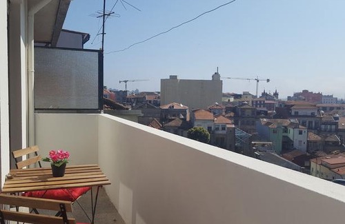 Centro / Baixa Apartment | Cozy Apartment Alegria Balcony