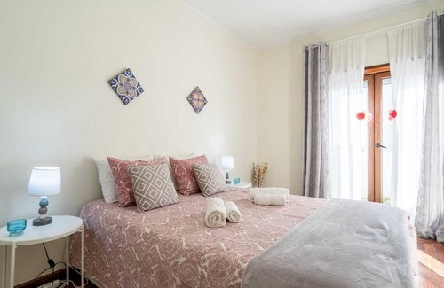 Centro / Baixa Apartment | Cozy Apartment Alegria Balcony