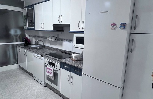 Cambre Apartment | Cozy apartment close to the beach and just 7 minutes from the city of A Coruña.