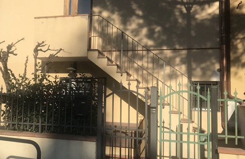 Isolotto House | Cozy apartment close to Florence historical center