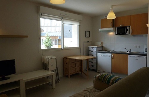 Arette Apartment | Cozy Apartment for 4 with Ski-In/Ski-Out Access, Ski Locker, Free Parking, Near Lift in Arette