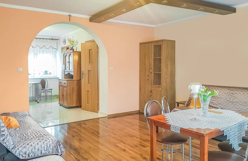 Drawno Apartment | Cozy apartment in Dominikowo with WiFi