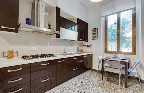 Dorsoduro Apartment | Cozy apartment in Dorsoduro with GARDEN!