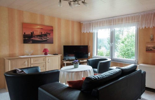Guentersberge House | Cozy Apartment in Guntersberge Opposite the Mountain Lake