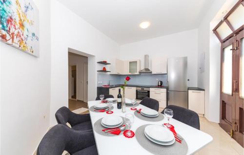 Kastel Sucurac Apartment | Cozy Apartment In Kastel Sucurac