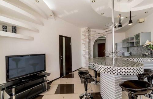 Dnipro Apartment | Cozy Apartment in Most City Center