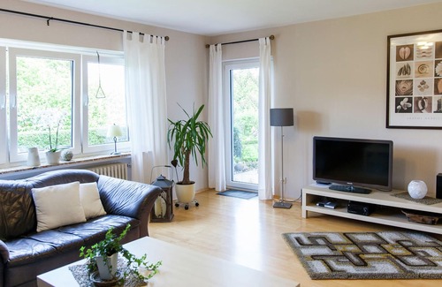Niederehe Apartment | Cozy Apartment in Niederehe Eifel near Forest