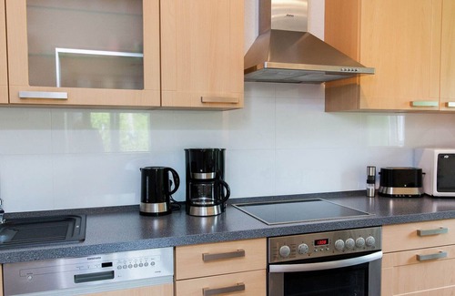 Niederehe Apartment | Cozy Apartment in Niederehe Eifel near Forest