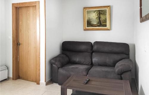 Monte Apartment | Cozy Apartment In Santander With Kitchen