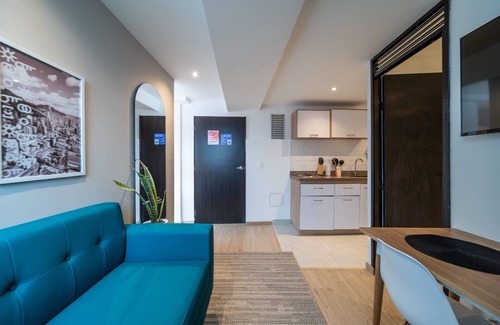 Financial District Apartment | Cozy Apartment in Zona G