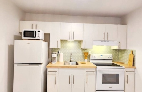 East Little Havana Apartment | Cozy Apartment Near Brickell III