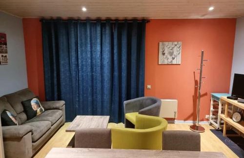 Membre Apartment | Cozy Apartment Near Vresse-sur-Semois, 36 m² with Balcony